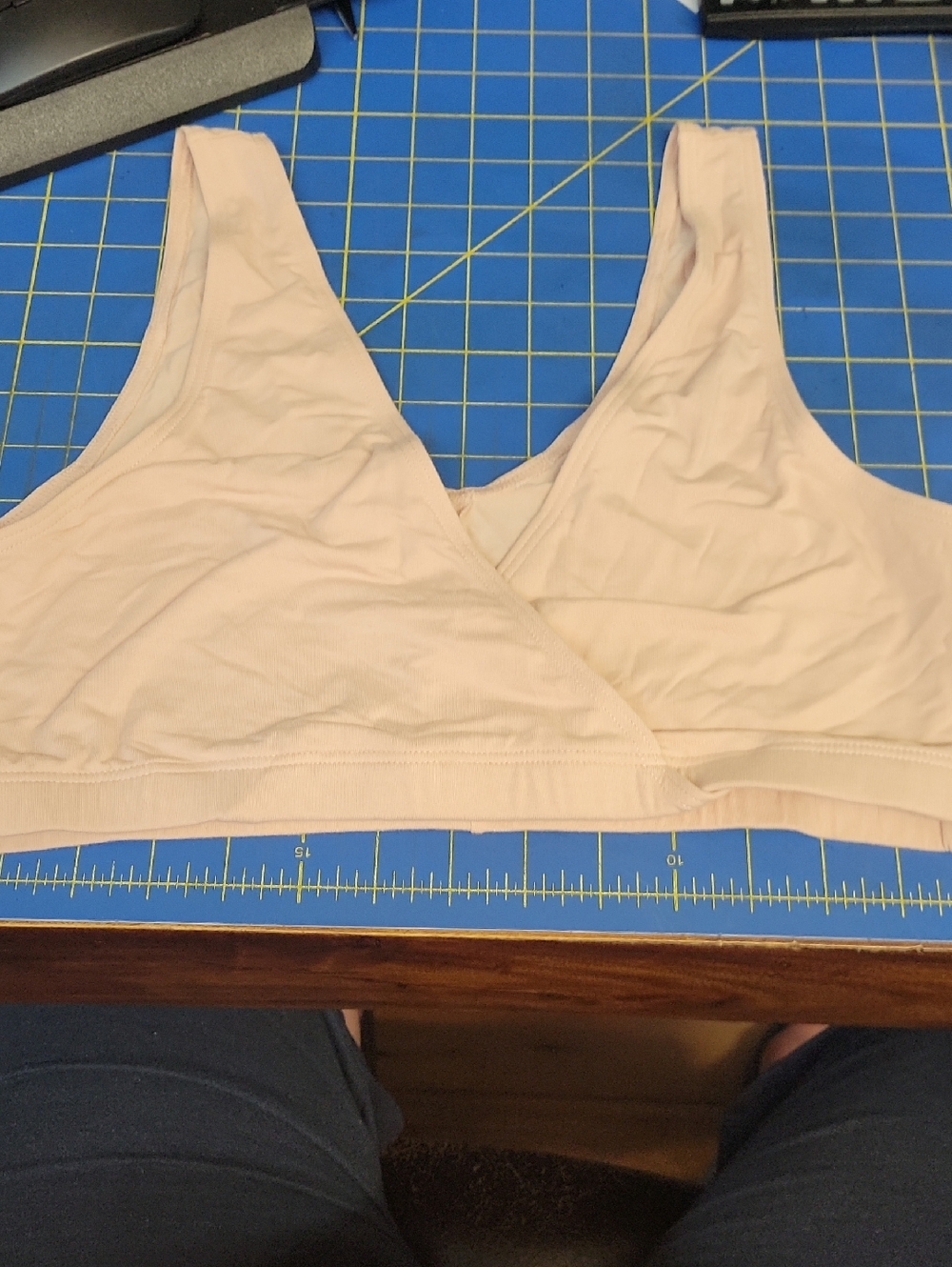 Norstrom Rack Seamless Wireless Comfort Bra - Nude/Beige Large